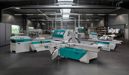 Werksbesichtigung / Maschinenhalle bei MARTIN MASCHINENBAU GMBH